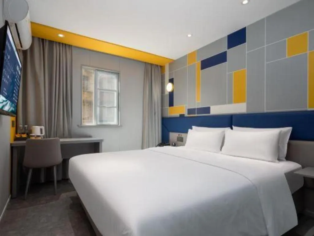 Bed in 7 Days Inn Changsha Pedestrian Street Nanmenkou Metro Station