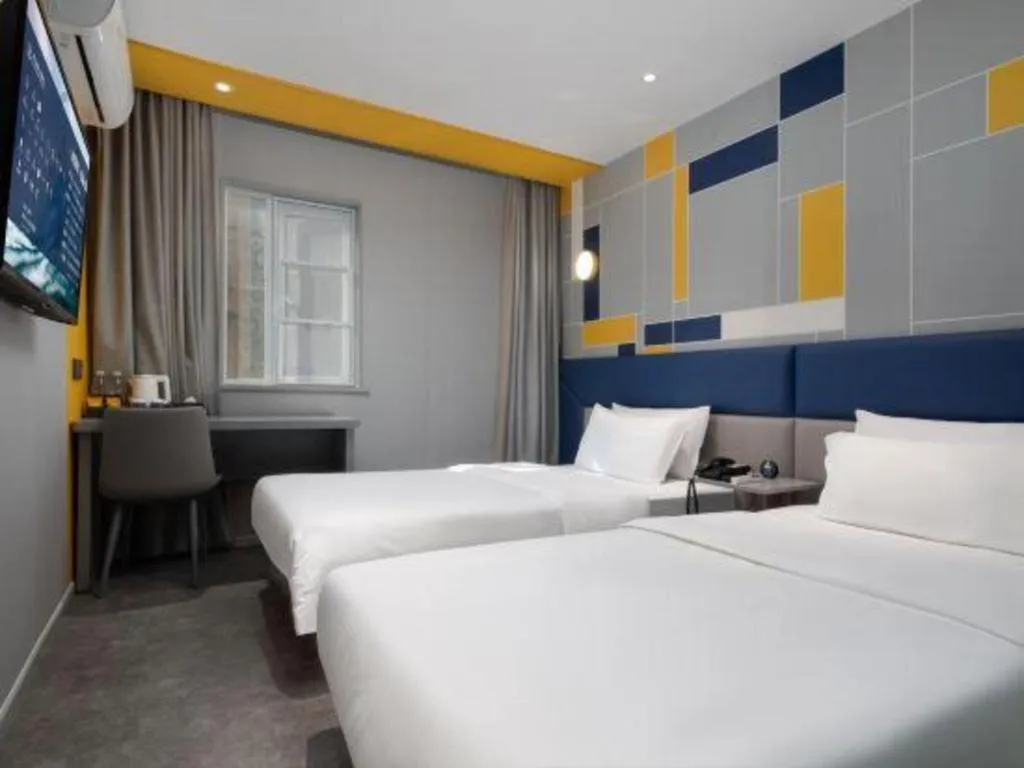 Bed in 7 Days Inn Changsha Pedestrian Street Nanmenkou Metro Station