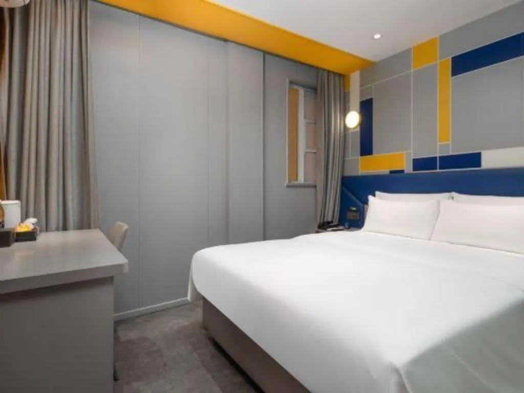 Bed in 7 Days Inn Changsha Pedestrian Street Nanmenkou Metro Station