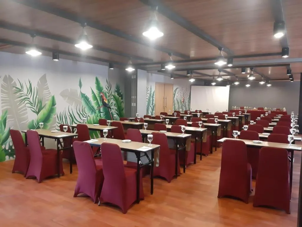 Burza Hotel Lubuk Linggau