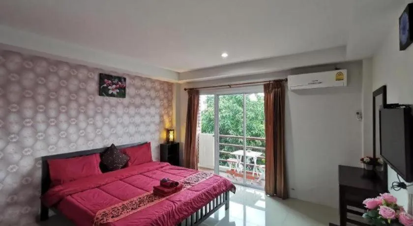 Bed in Tontalay Hotel