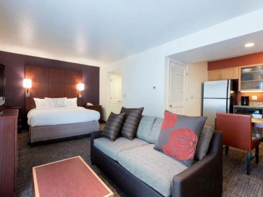 Bed in Chicago - Lombard