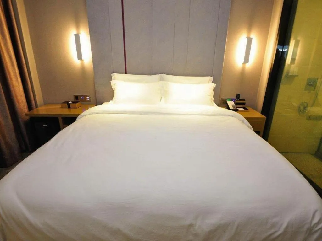 Bed in Lavande Hotel Tianjin Binhia Yujiabao Finance Center Branch