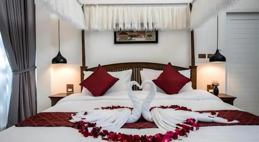 Bed in Mira Residence & Resort (halal)