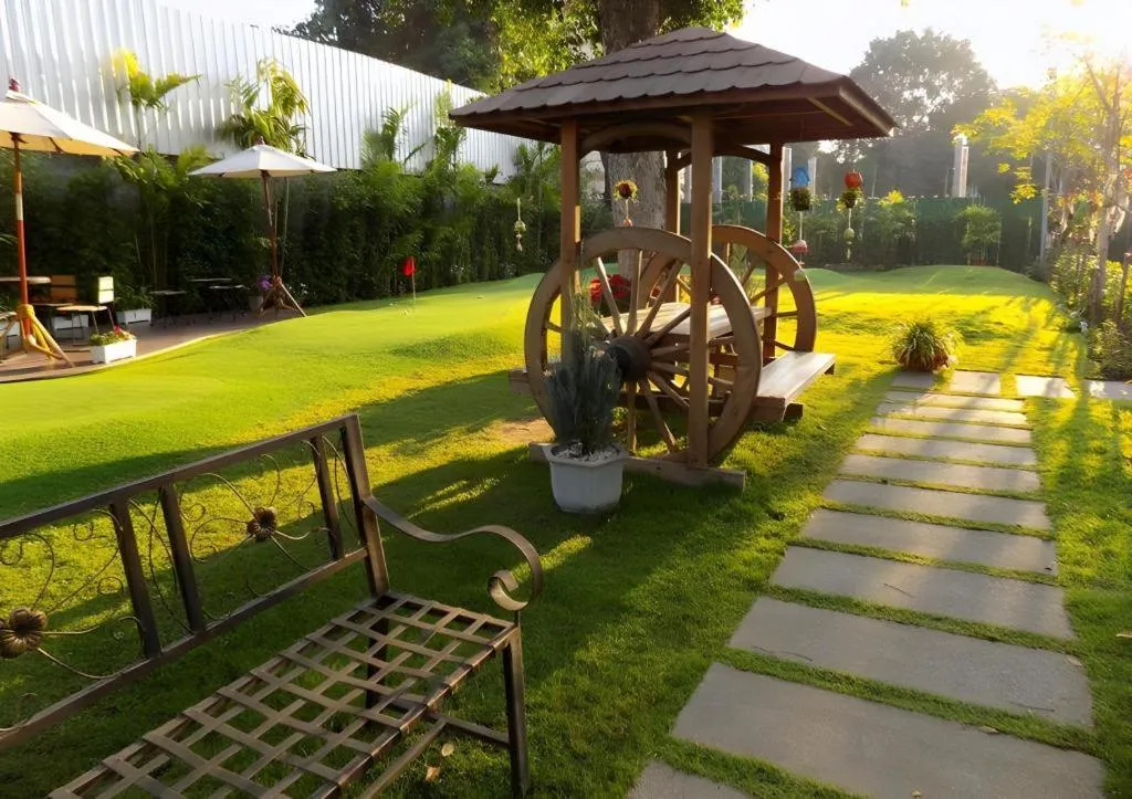 Mira Residence & Resort (halal)