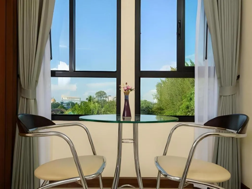 Mira Residence & Resort (halal)