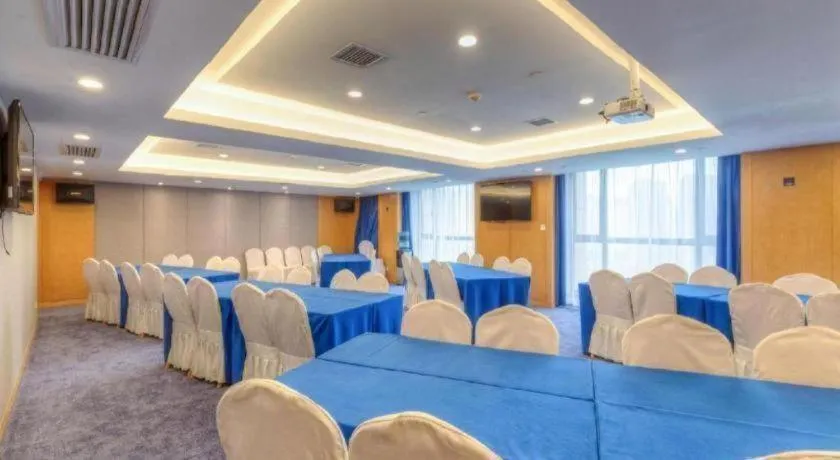 Kyriad Marvelous Hotel·Xi'an North High-speed Railway Station