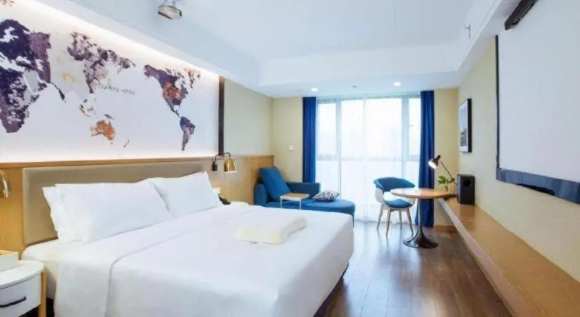 Bed in Kyriad Marvelous Hotel·Xi'an North High-speed Railway Station