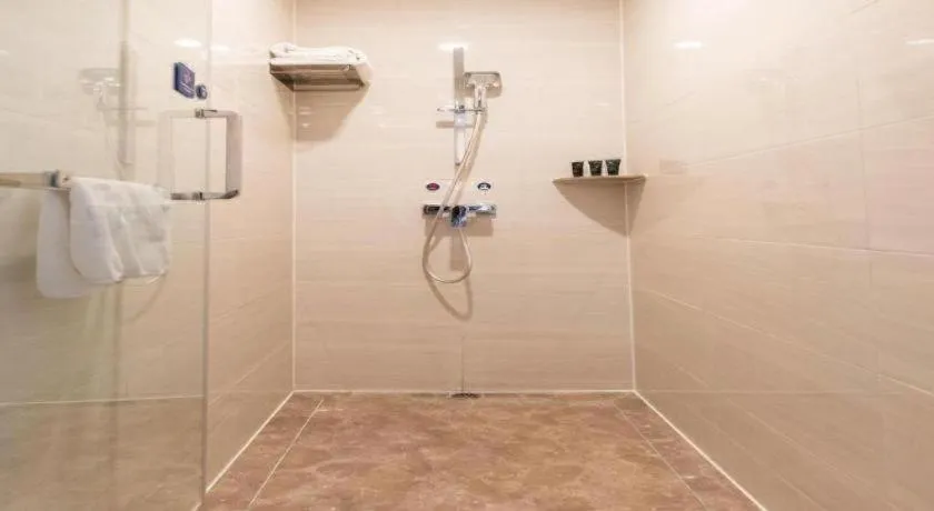 Kyriad Marvelous Hotel·Xi'an North High-speed Railway Station