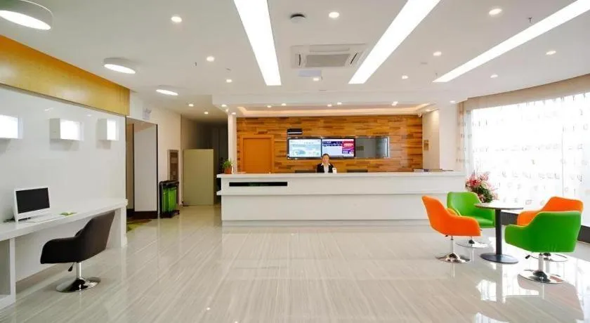 Vatica HeFei Baishuiba BHG Hotel