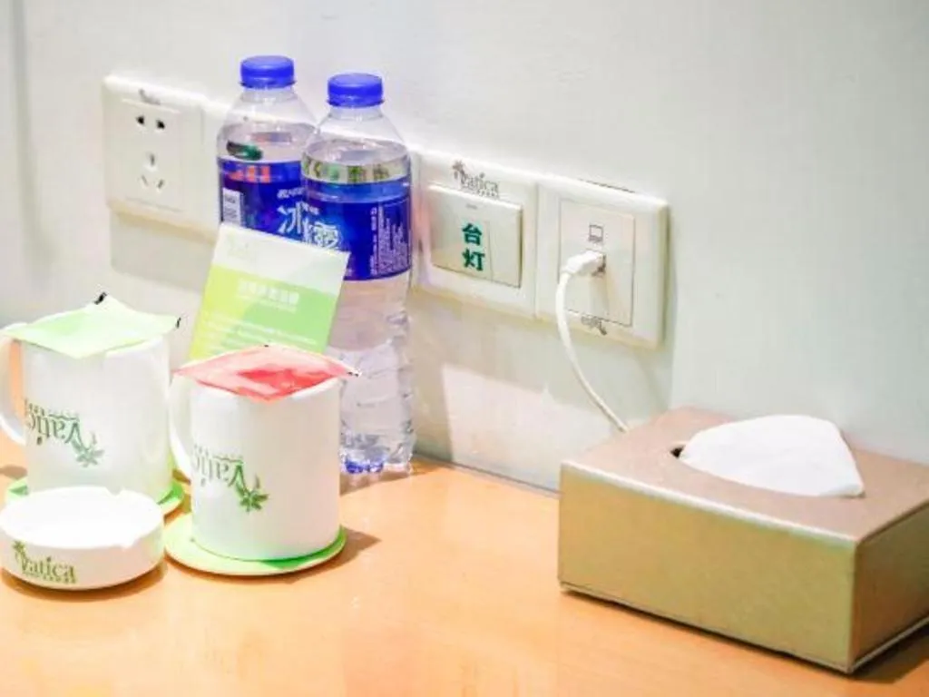 Vatica HeFei Baishuiba BHG Hotel