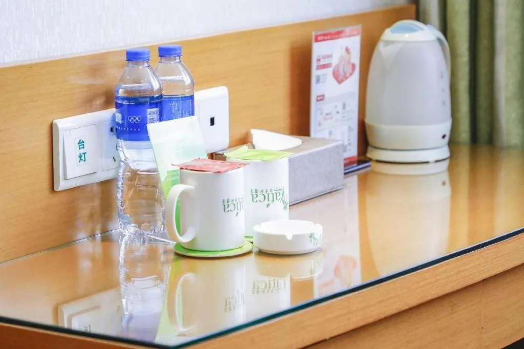 Vatica HeFei Baishuiba BHG Hotel