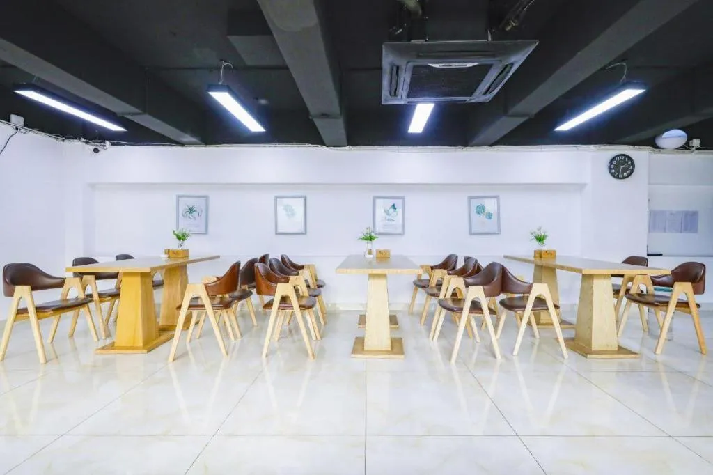 Vatica HeFei Baishuiba BHG Hotel