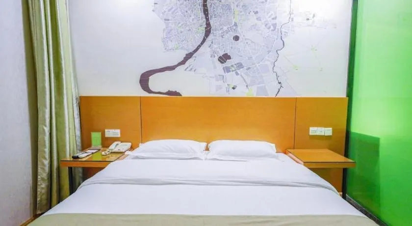 Bed in Vatica HeFei Baishuiba BHG Hotel