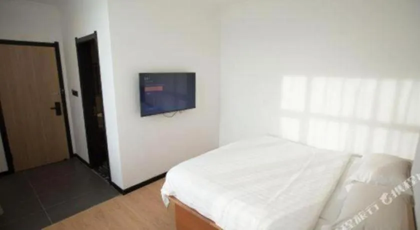 Bed in GreenTree Inn Chaoyang Shuangta District Bus Station