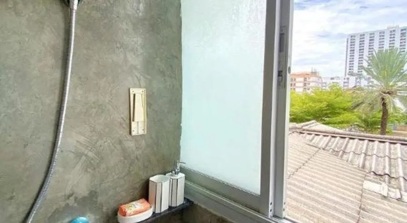 OYO 480 Lemon Siam Hostel