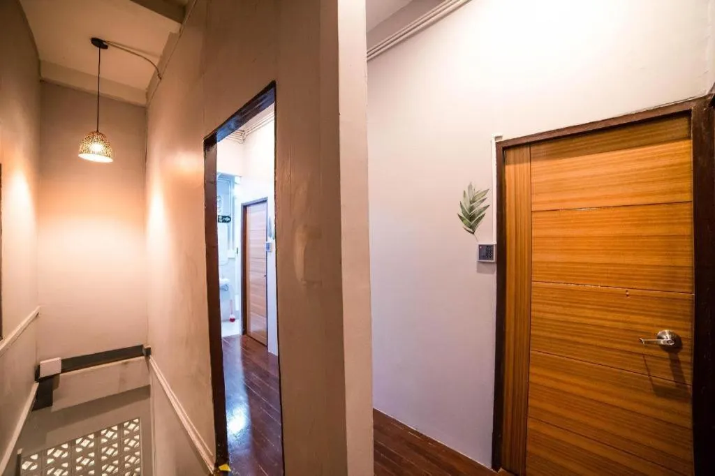 OYO 480 Lemon Siam Hostel