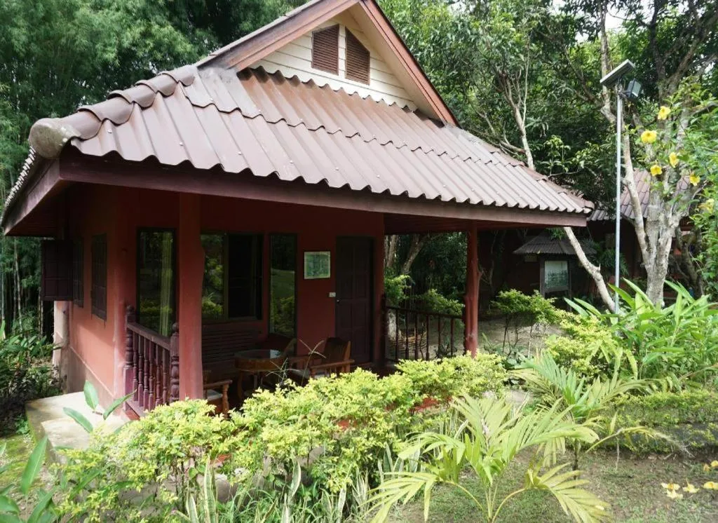 Ban Rai Tin Thai Ngarm Eco Lodge
