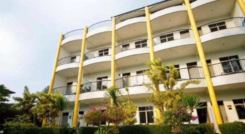 TAMAN SARI HOTEL DAN RESORT