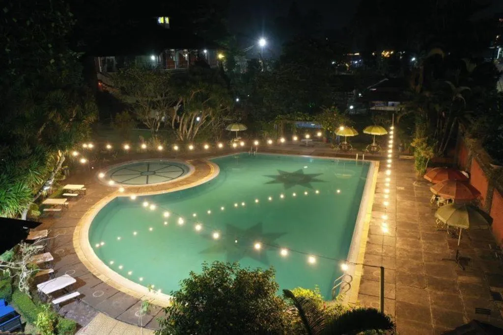 TAMAN SARI HOTEL DAN RESORT