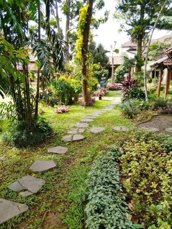 TAMAN SARI HOTEL DAN RESORT