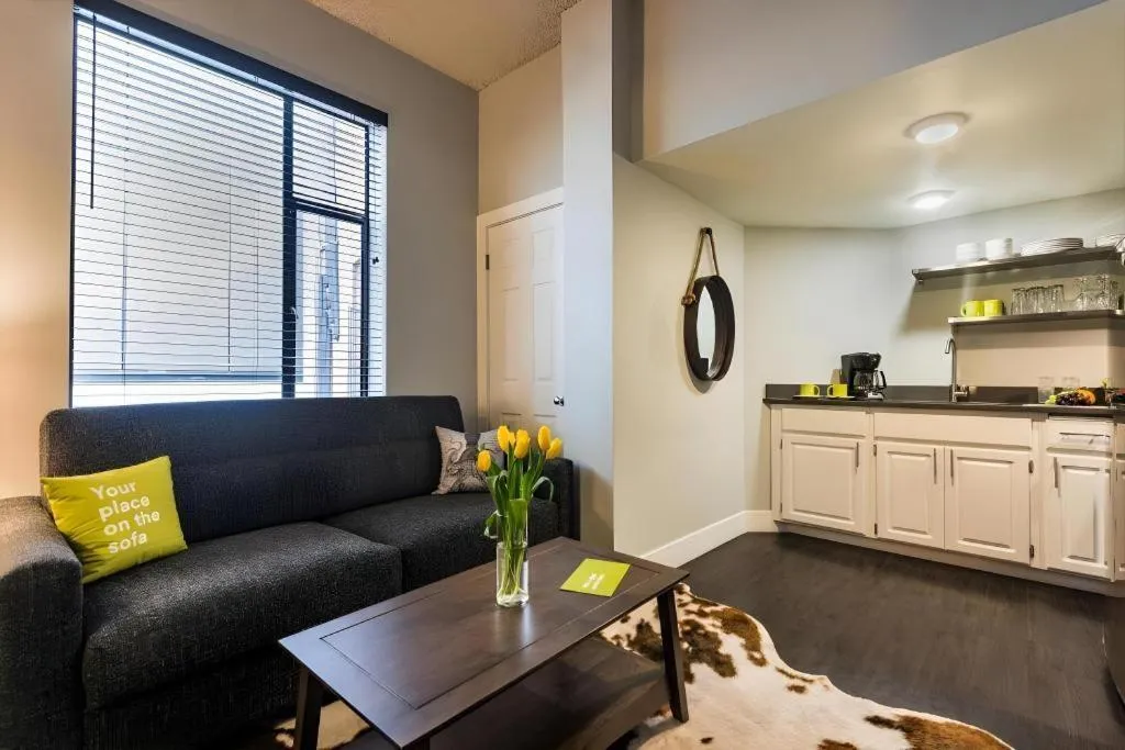 The Oxford Seattle-Downtown