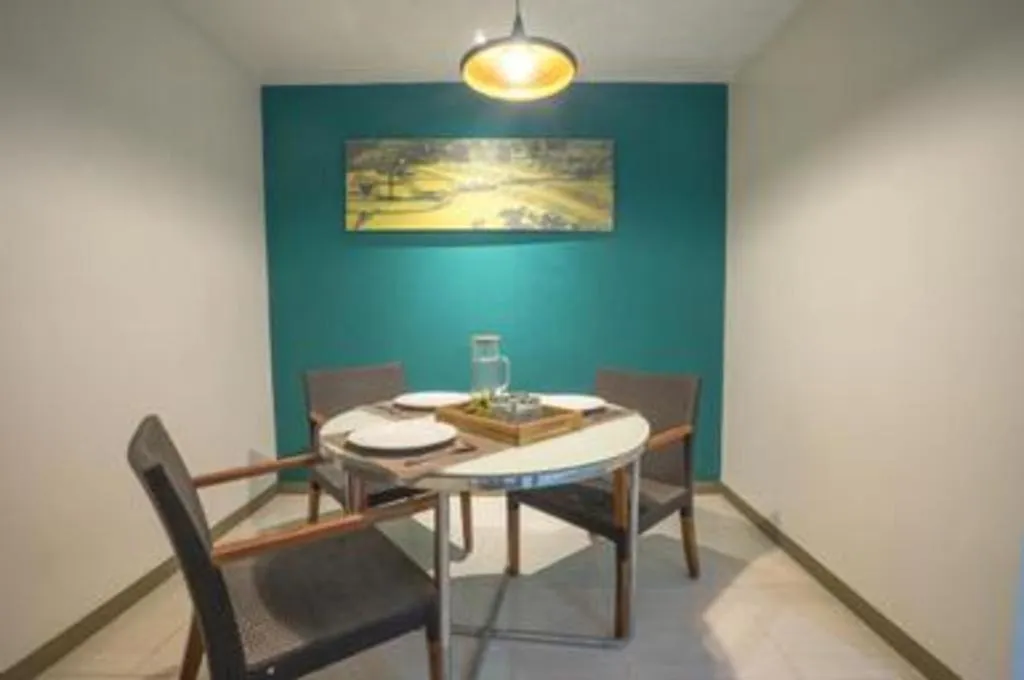 Life Puri Hotel Surabaya