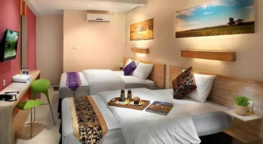 Bed in Life Puri Hotel Surabaya