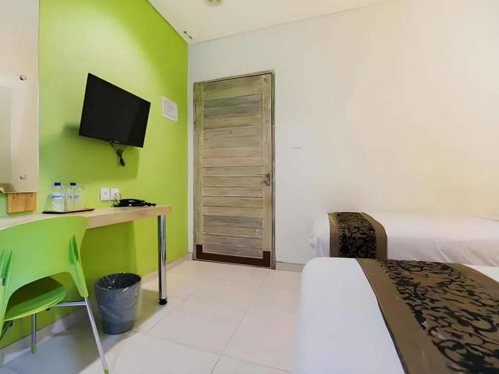 Bed in Life Puri Hotel Surabaya