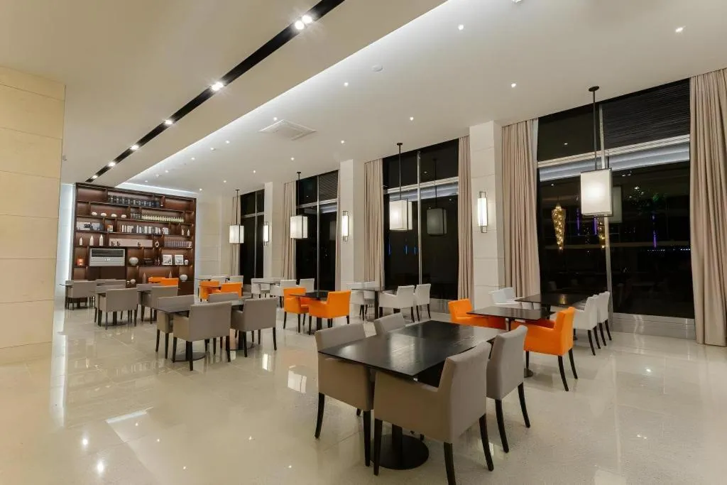 Top Cloud Hotel Iksan