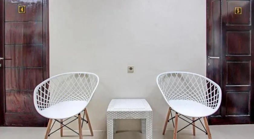 Super OYO 91816 Griya Putih