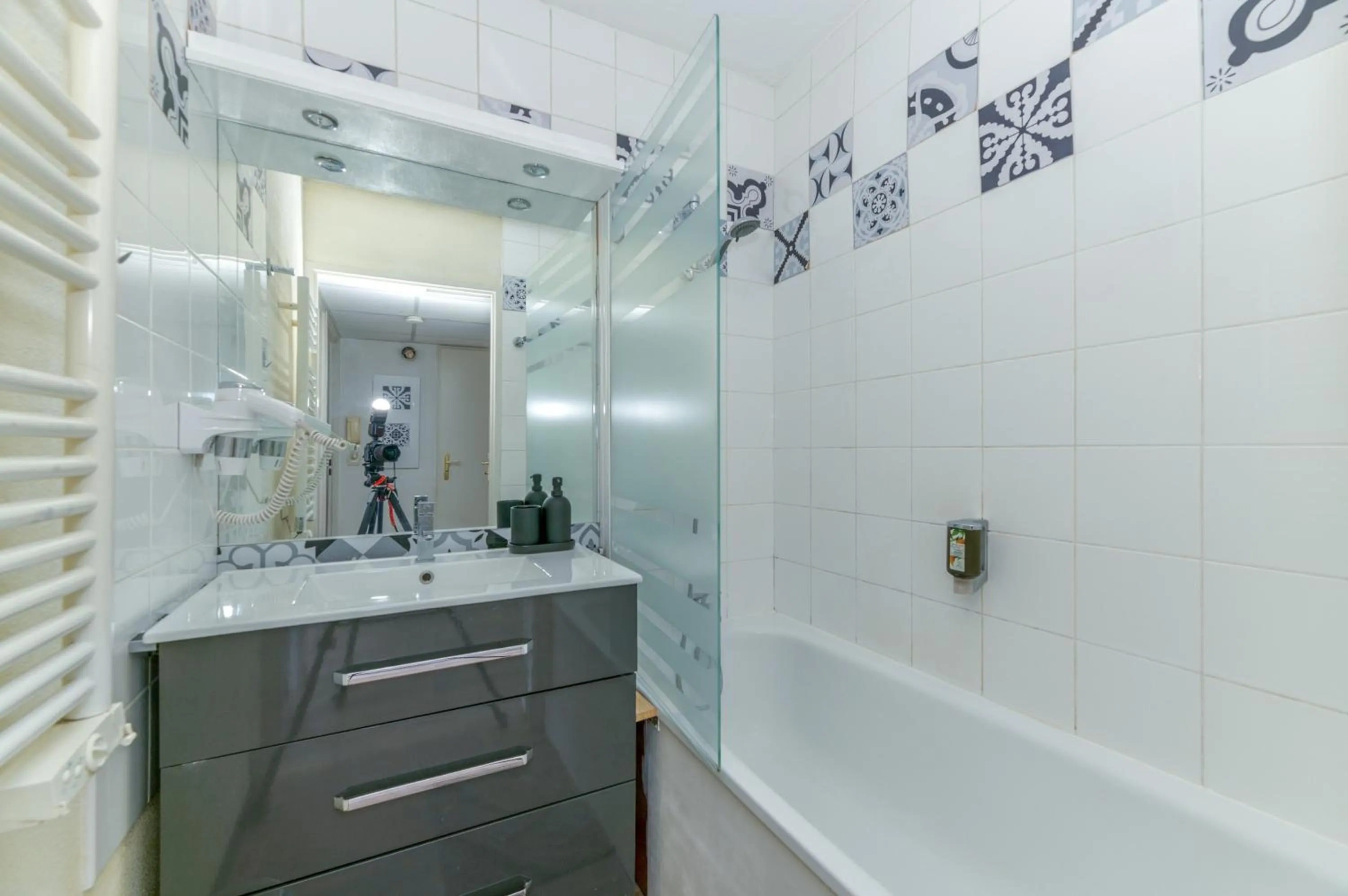 Bathroom in R'Apparts T2 Le New York