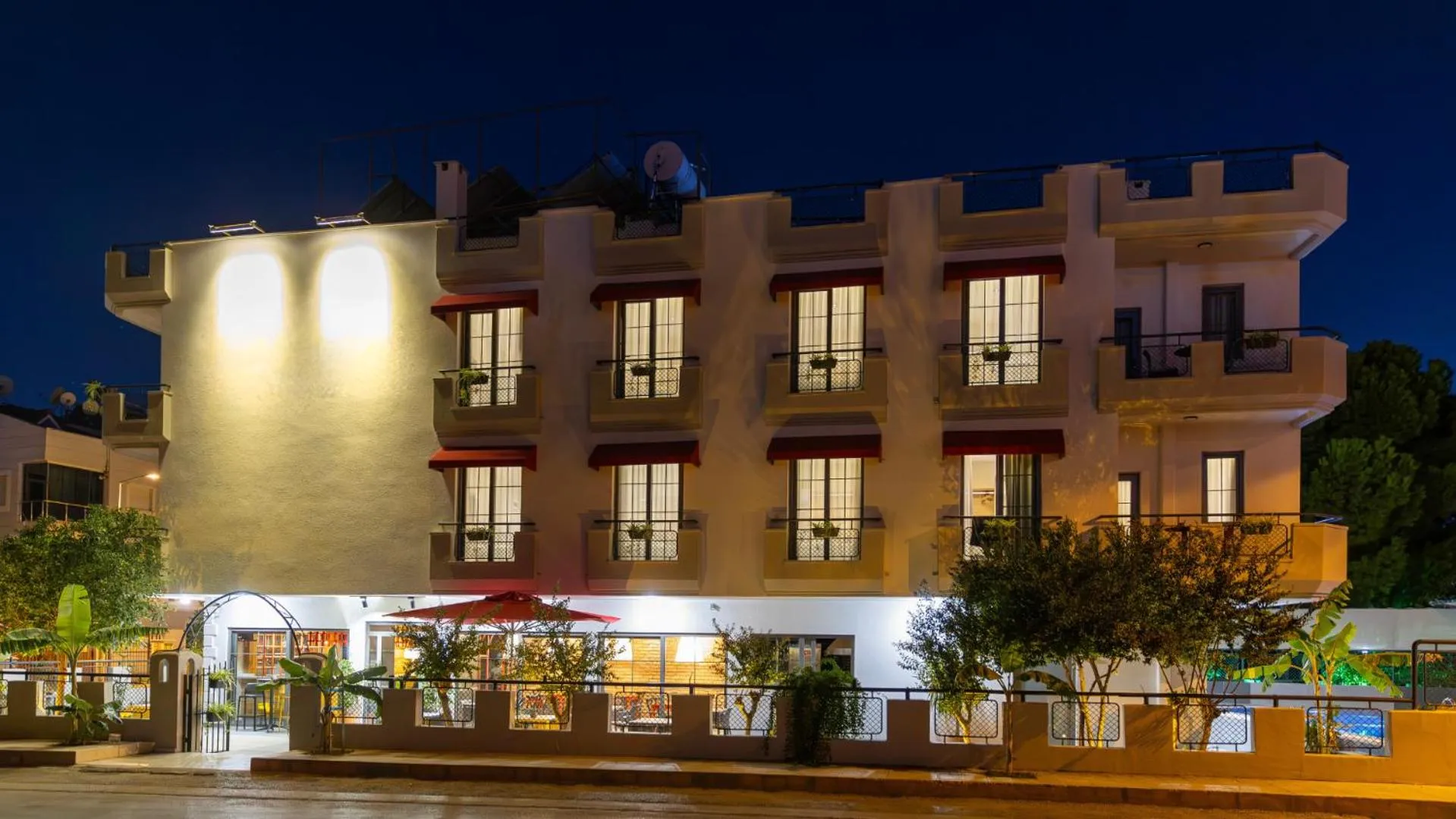 Property building in 7inn