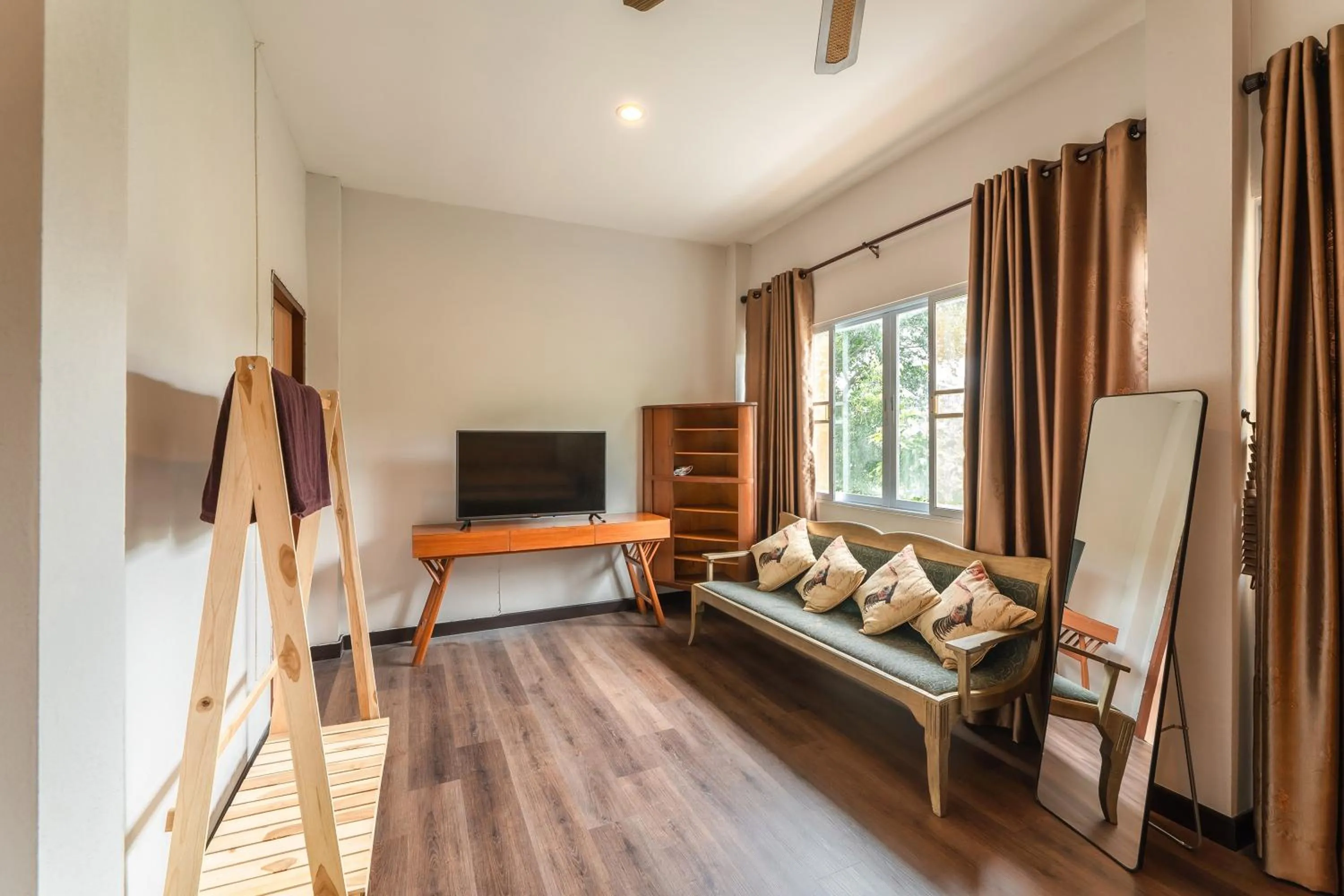 Living room in Guru Resort Chiang Mai