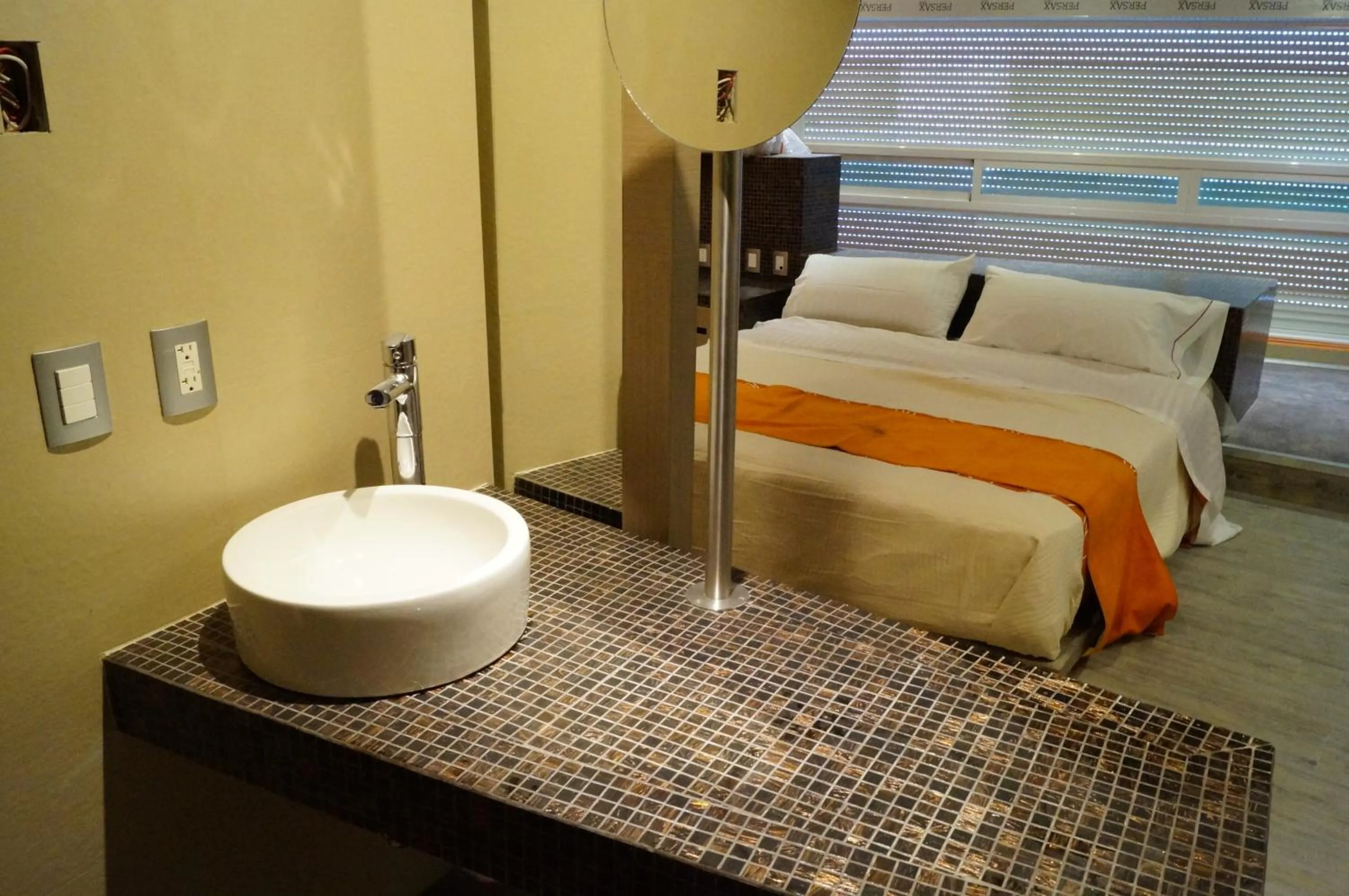 Bathroom in Hotel Amala