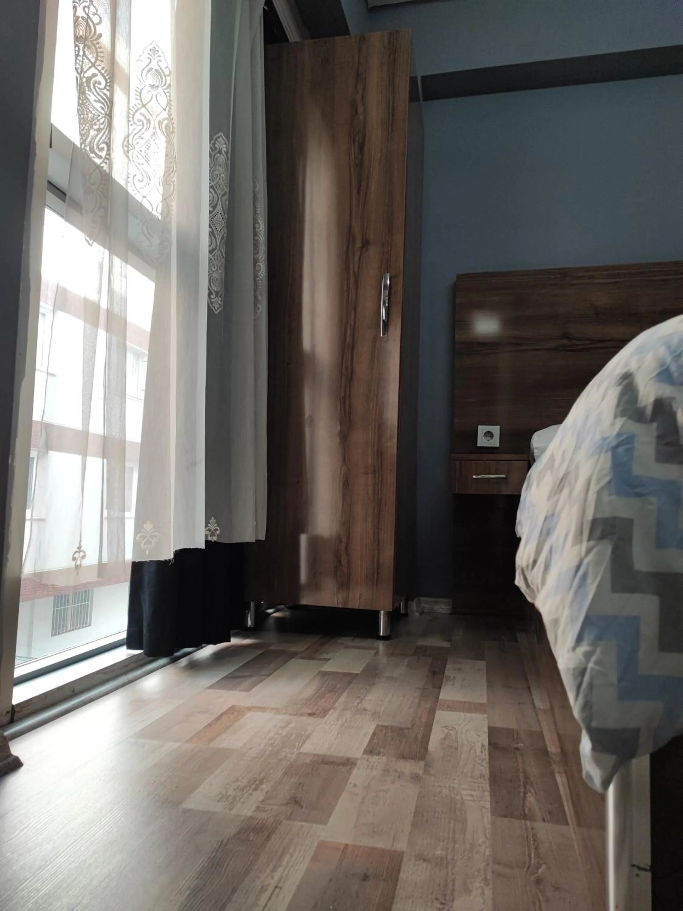 Bed in Smyrna Homes & Suits