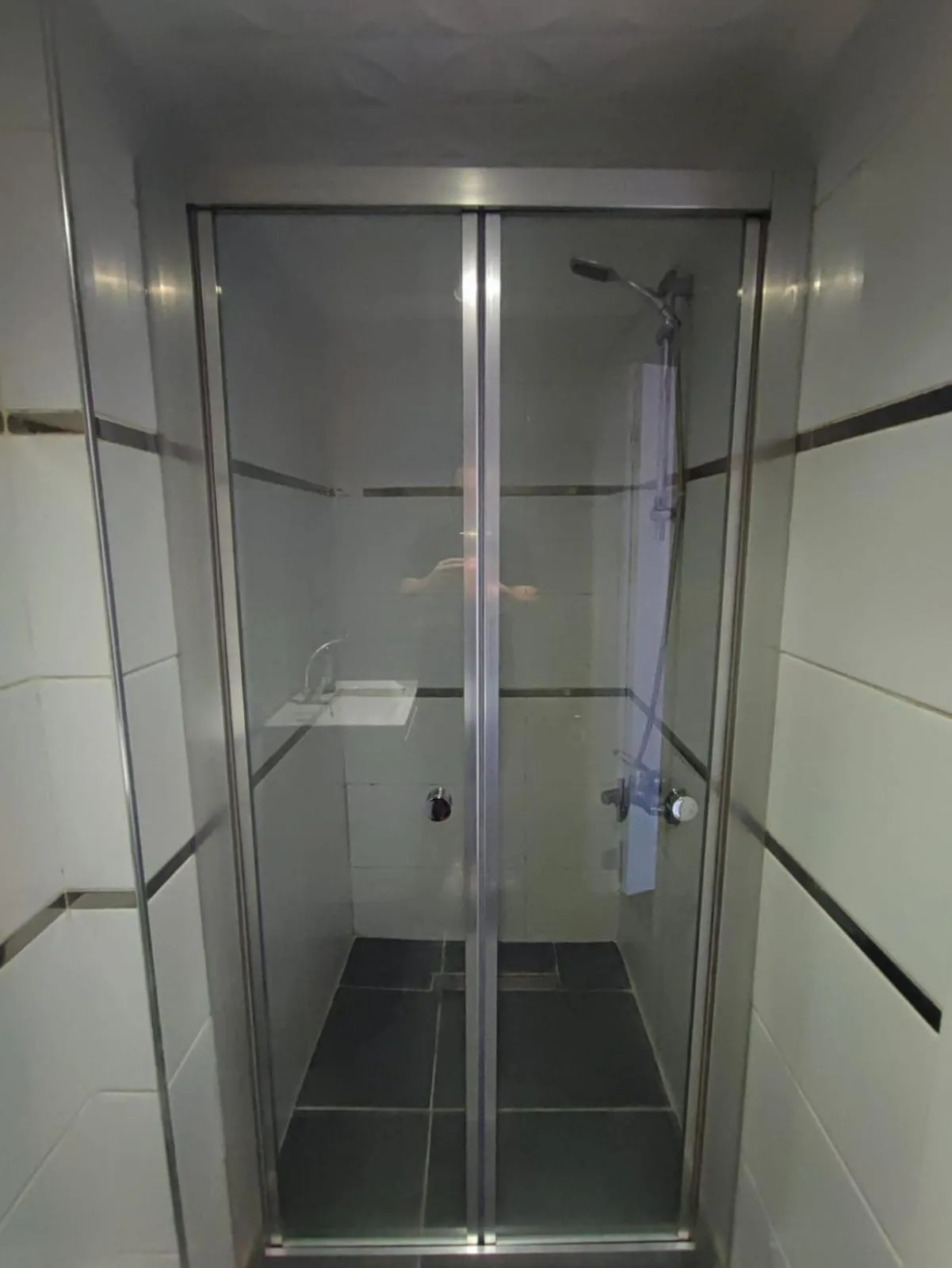 Smyrna Homes & Suits