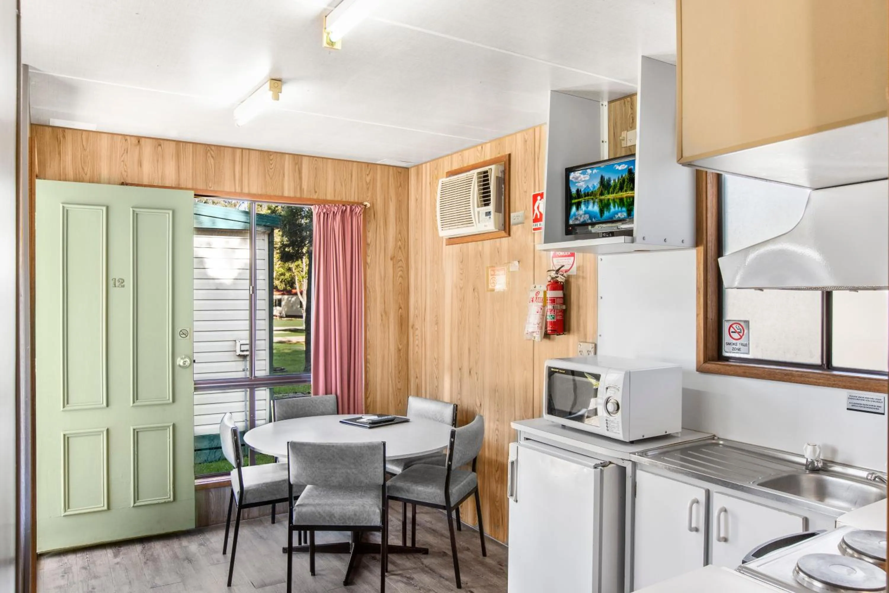 TV and multimedia in Breeze Holiday Parks - Grampians