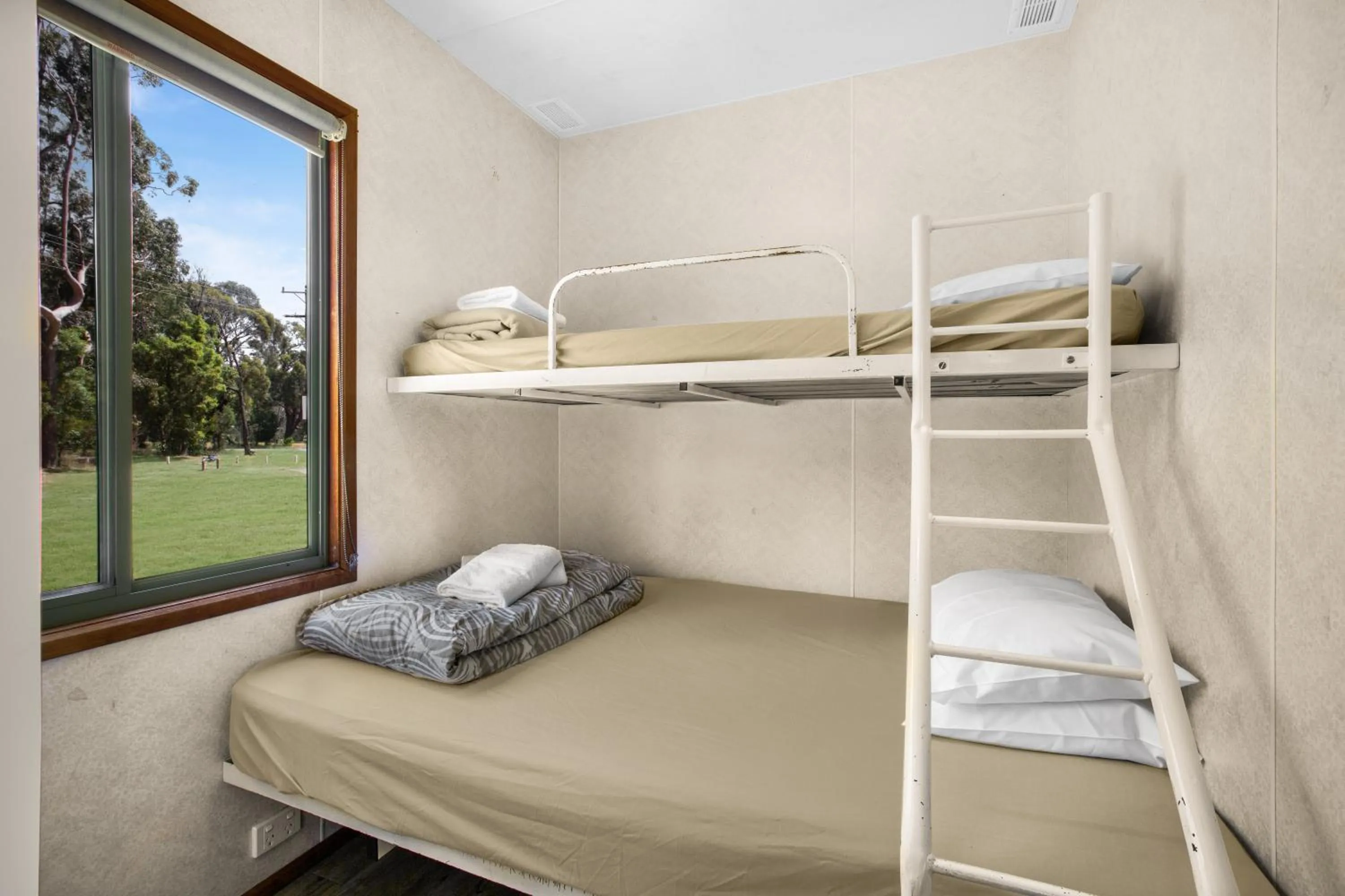 Bed in Breeze Holiday Parks - Grampians