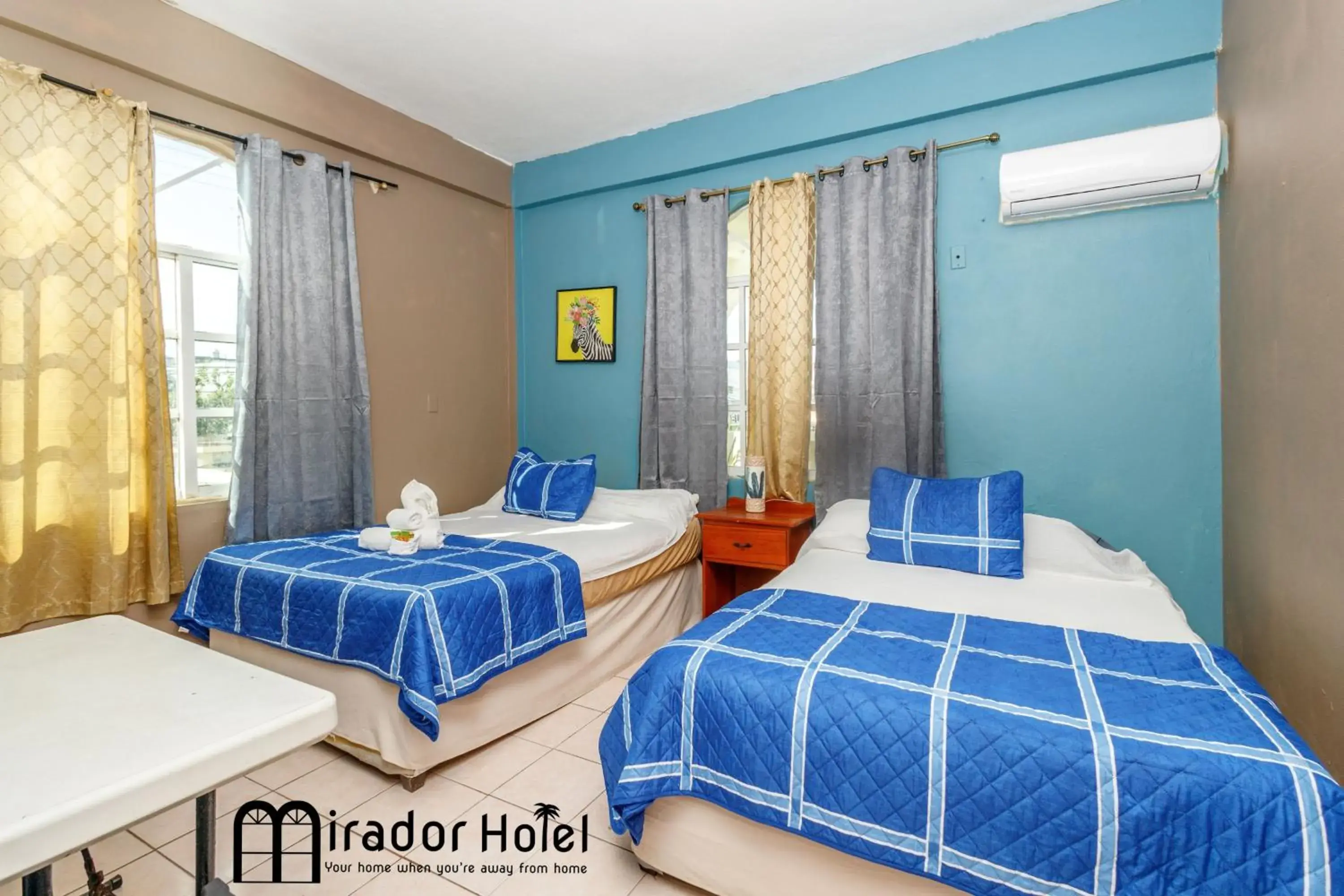 Standard Double Room with Two Double Beds in Mirador Hotel Standard Double Room with Two Double Beds in Mirador Hotel