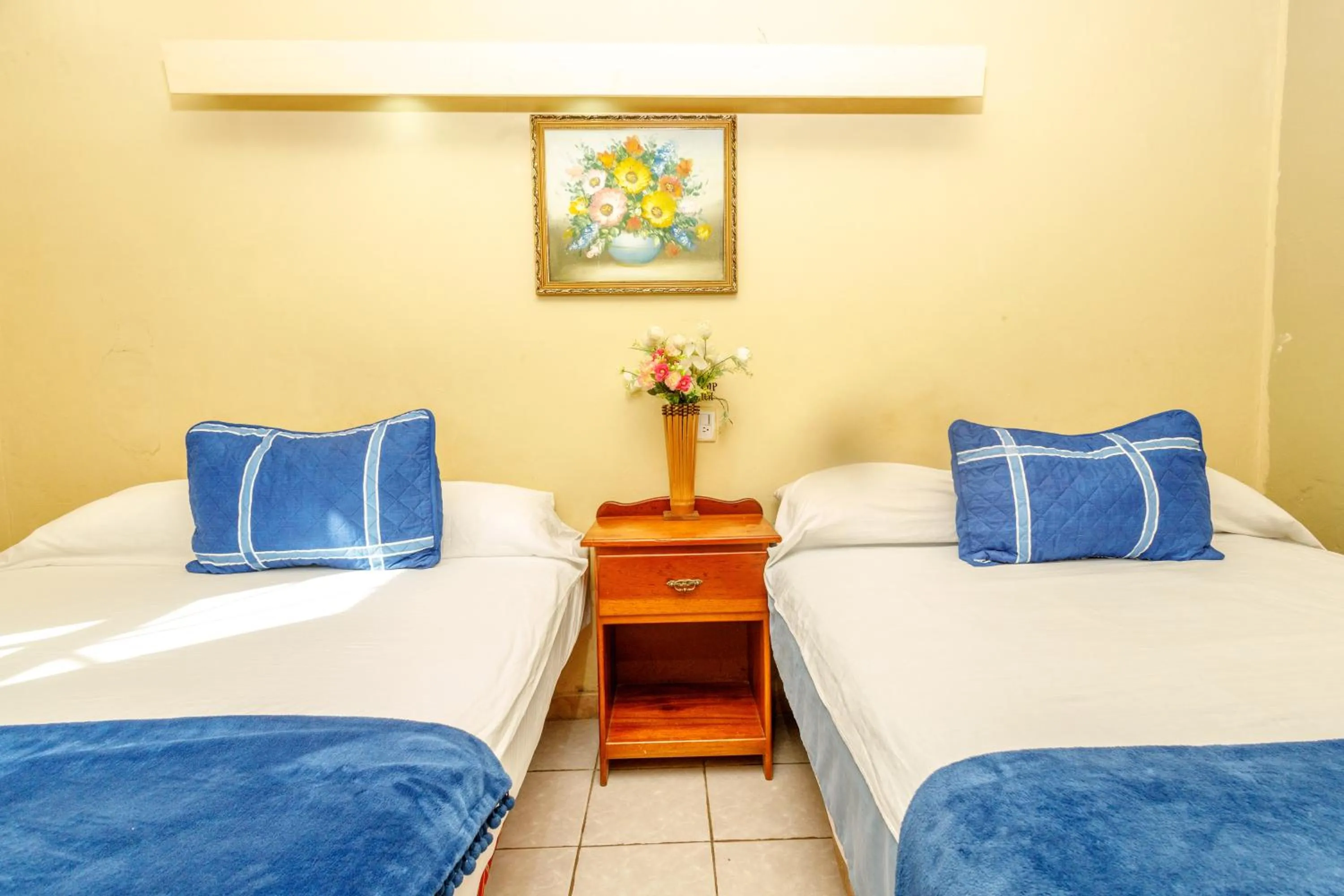 Bed in Mirador Hotel