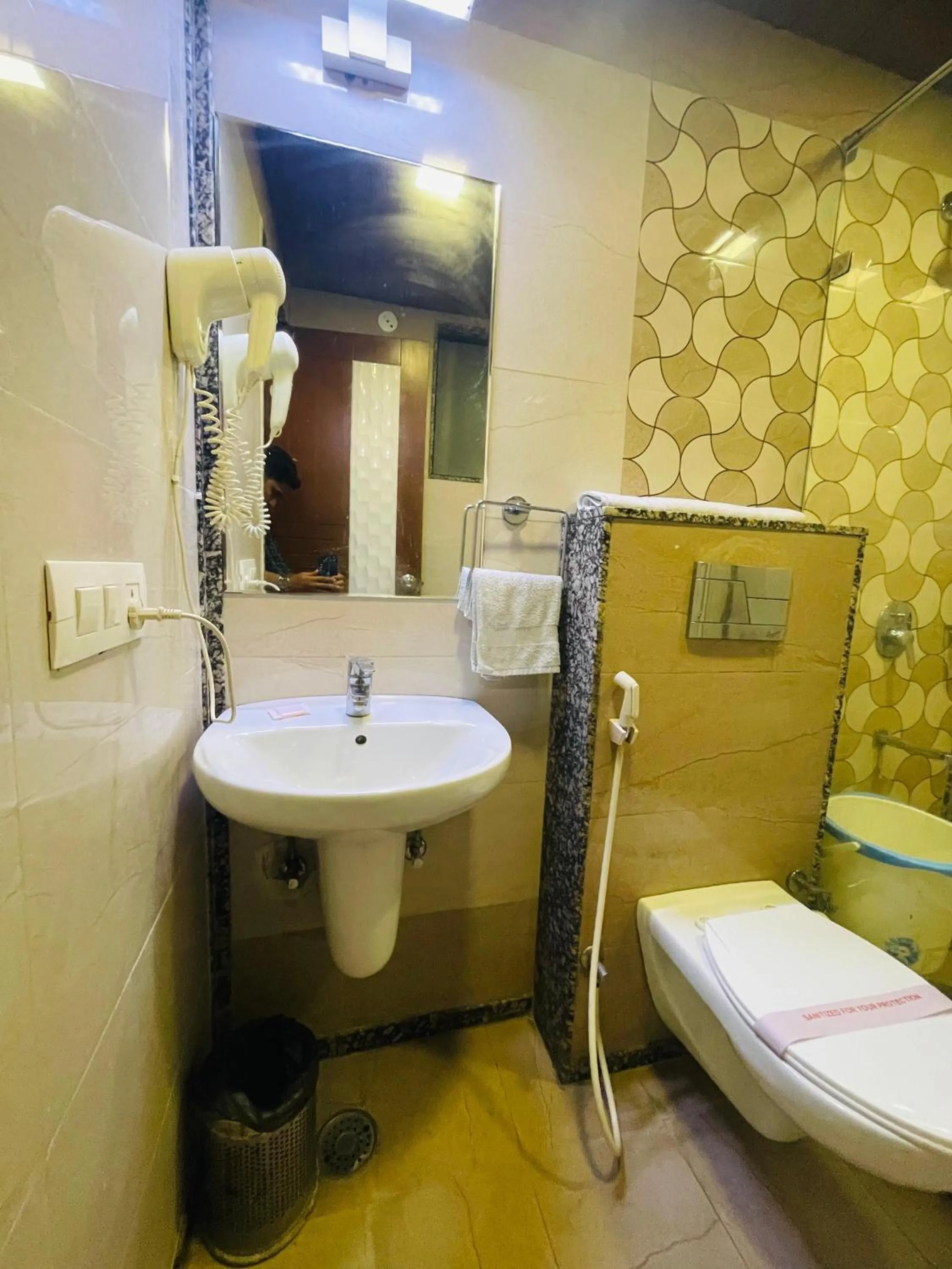 Bathroom in Hotel Kc Inn Ajmer