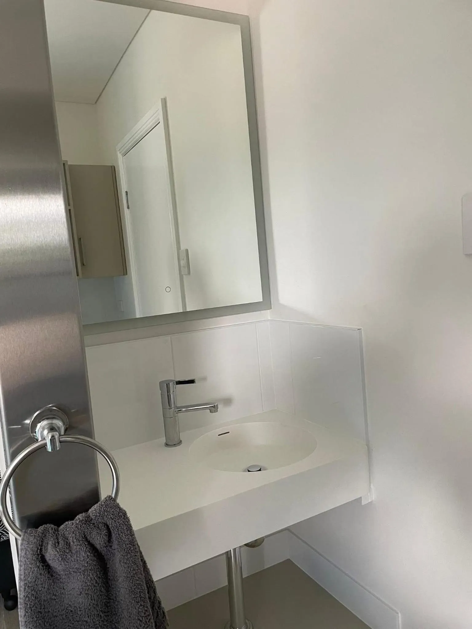 Bathroom in The Major Mitchell Motel