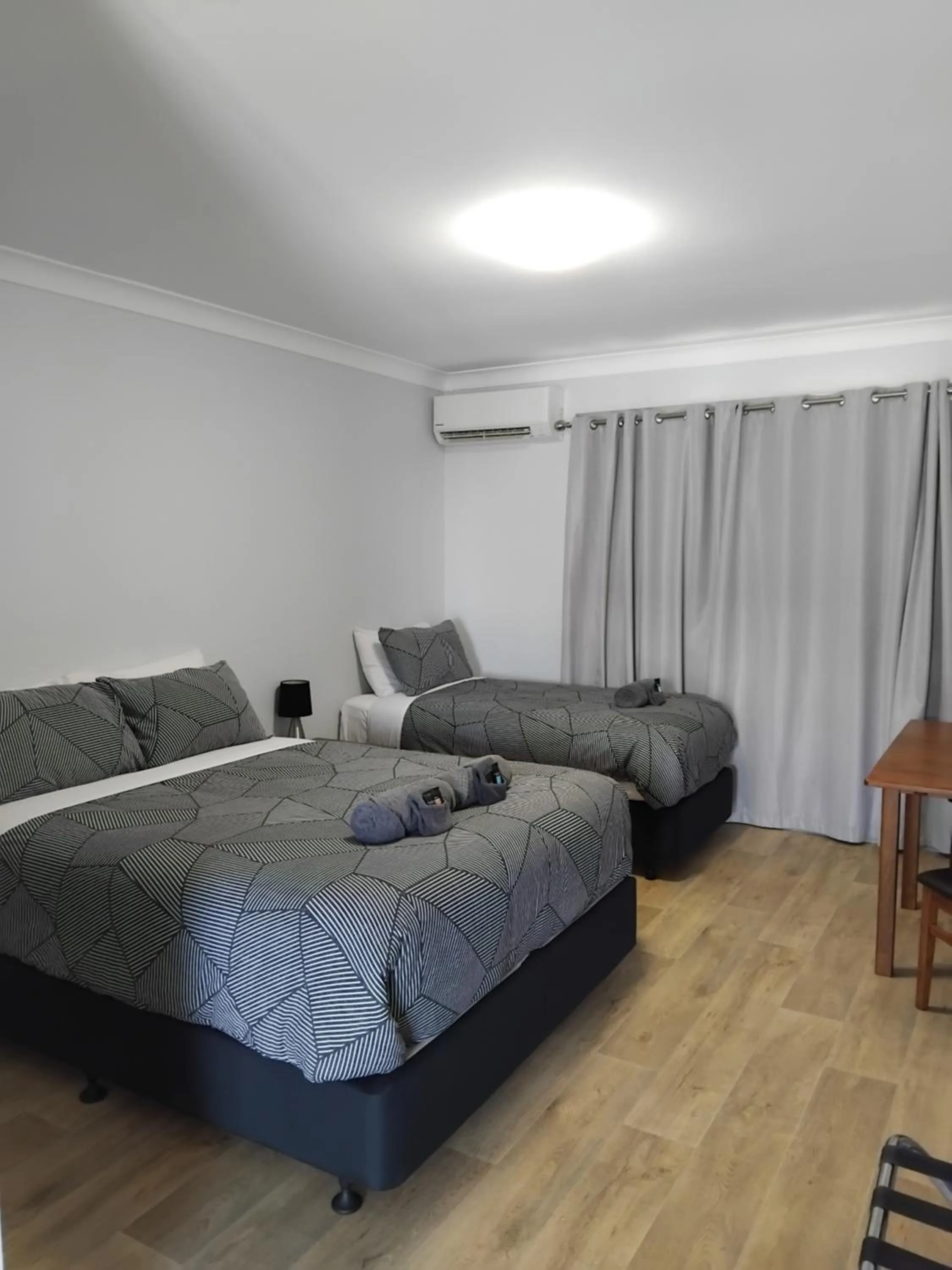 Bed in The Major Mitchell Motel