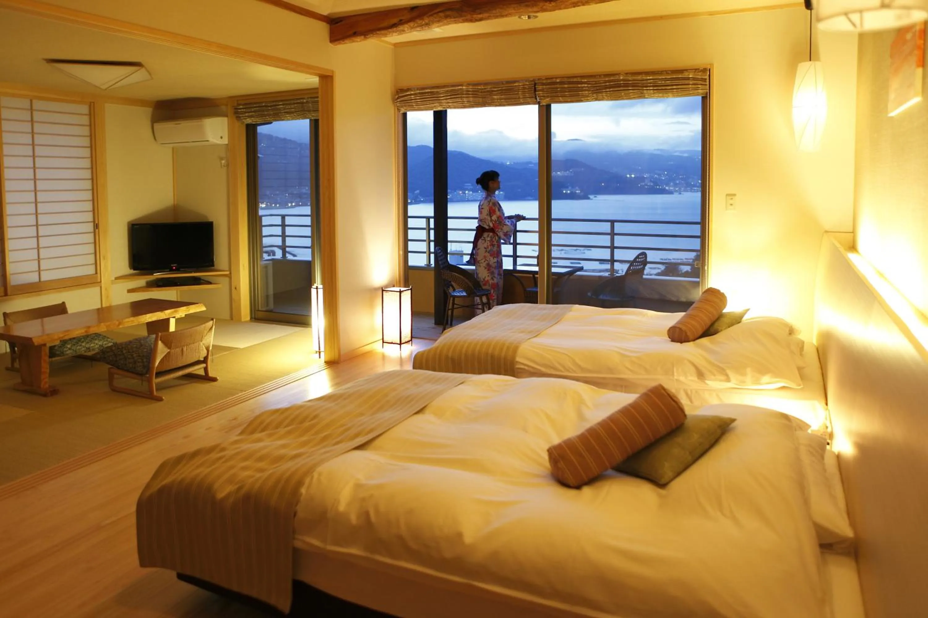 People, Bed in Uminohana