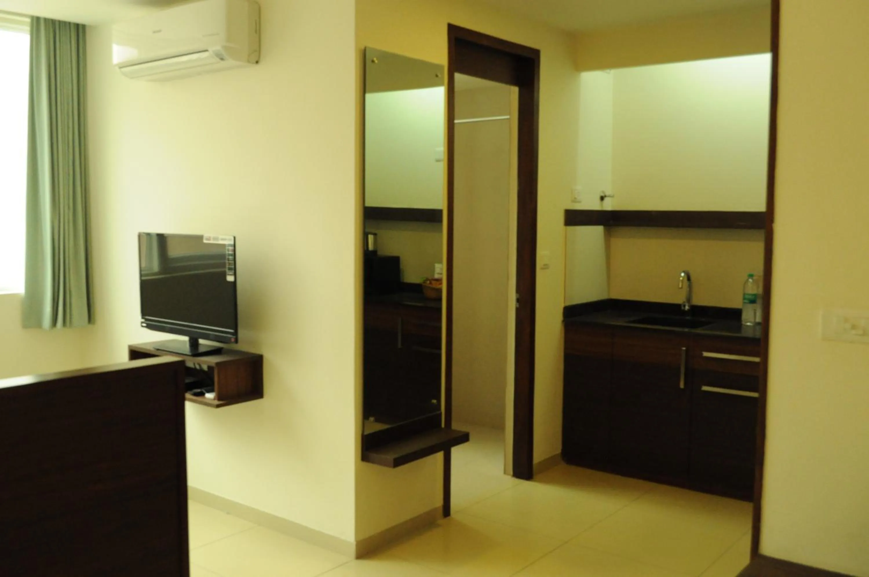 Bathroom in Ixora Suites