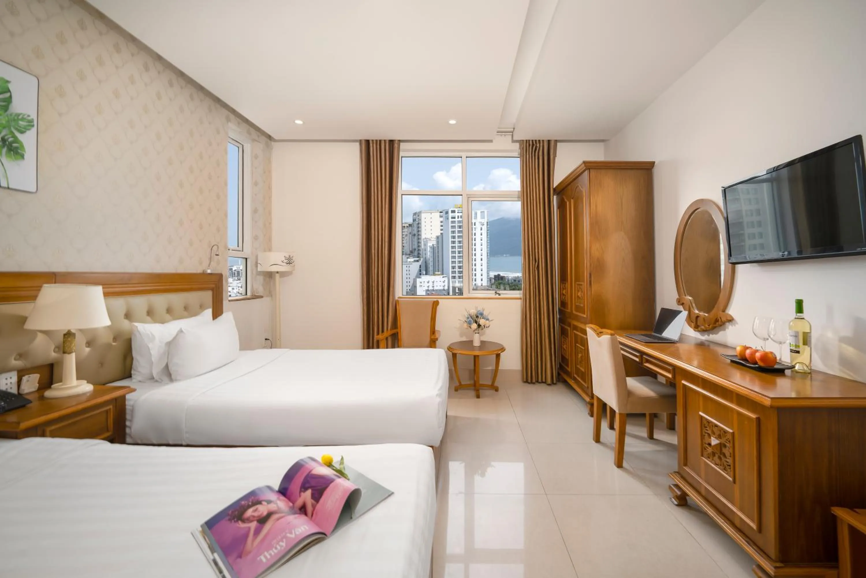 Bed in Royal Family Hotel