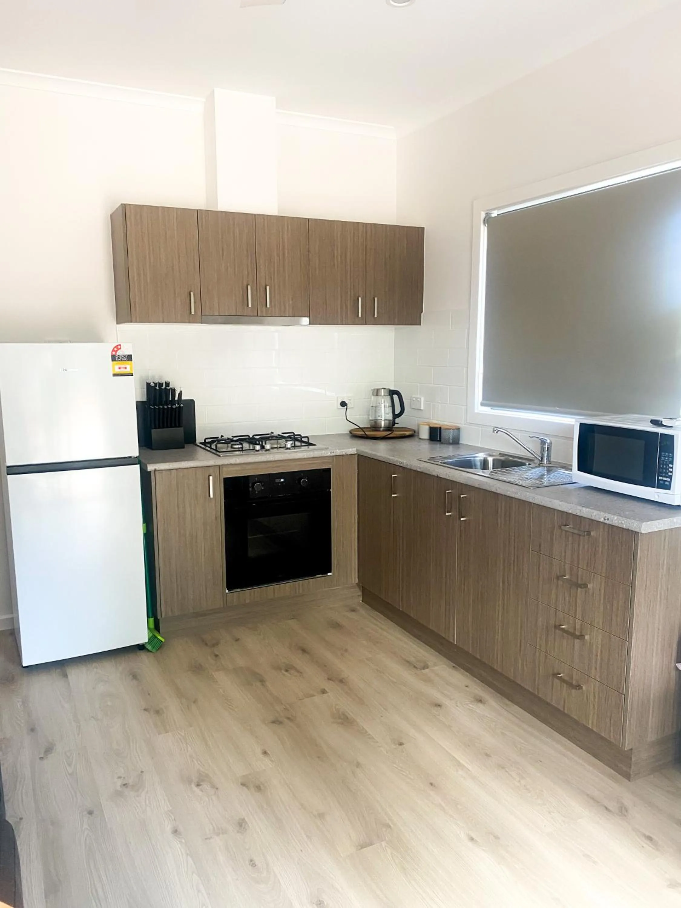 Kitchen or kitchenette in Bundalong Villas