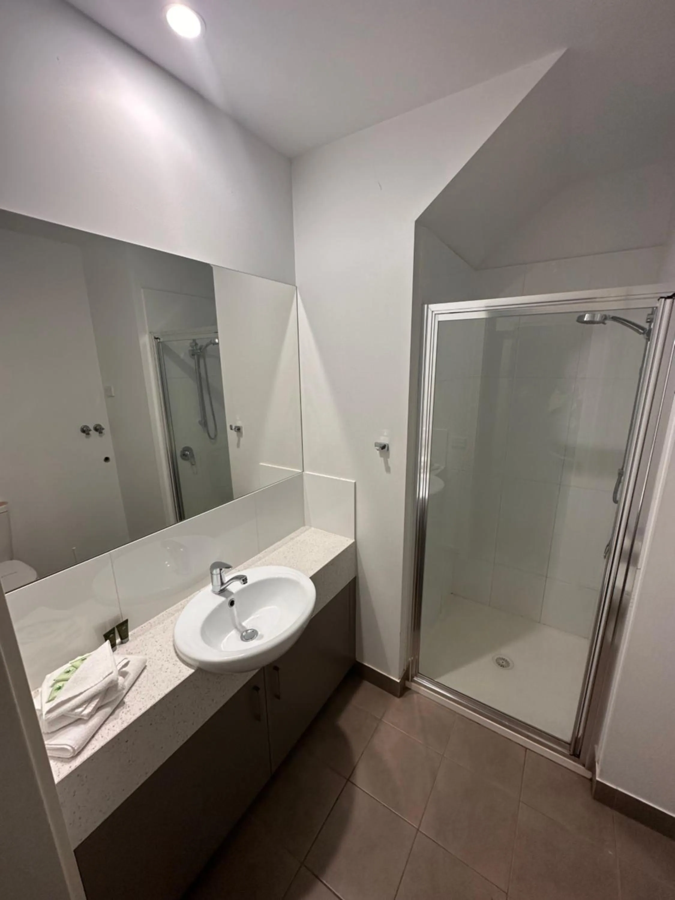 Bathroom in Bundalong Villas