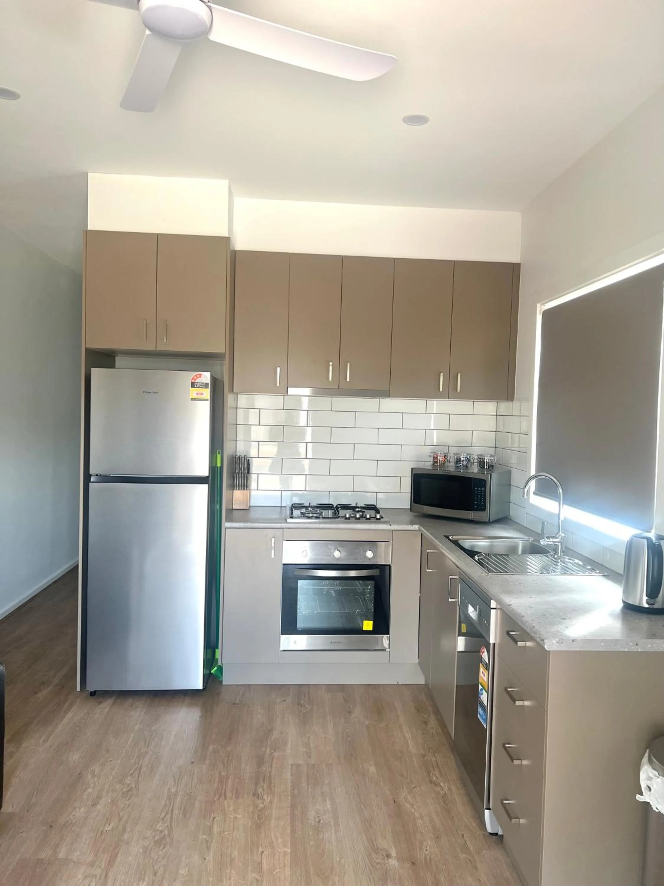 Kitchen or kitchenette in Bundalong Villas